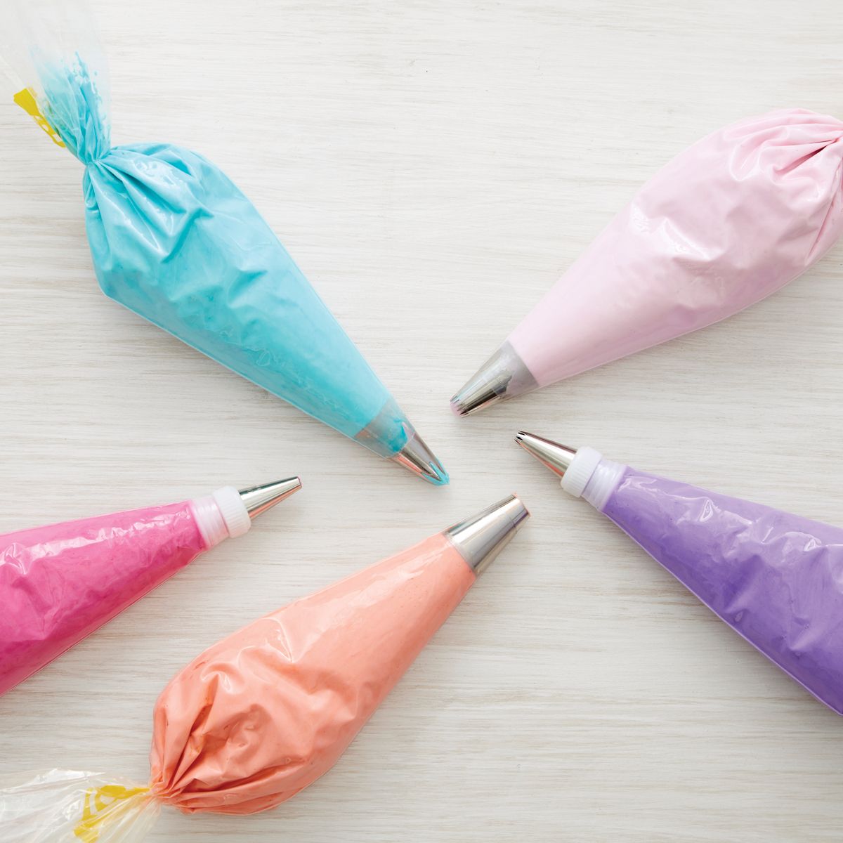 WILTON DISPOSABLE DECORATING BAGS 40CM PK/12