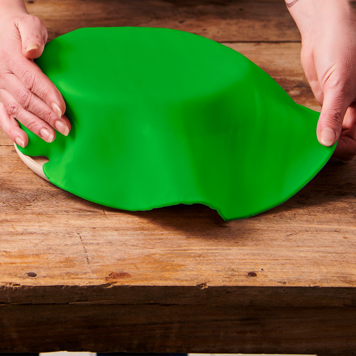 FunCakes Ausgerollte Fondantdecke Spring Green