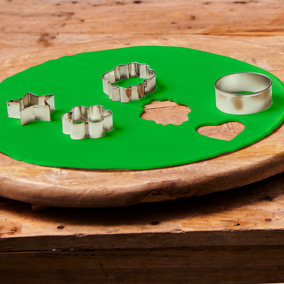 FunCakes Ausgerollte Fondantdecke Spring Green